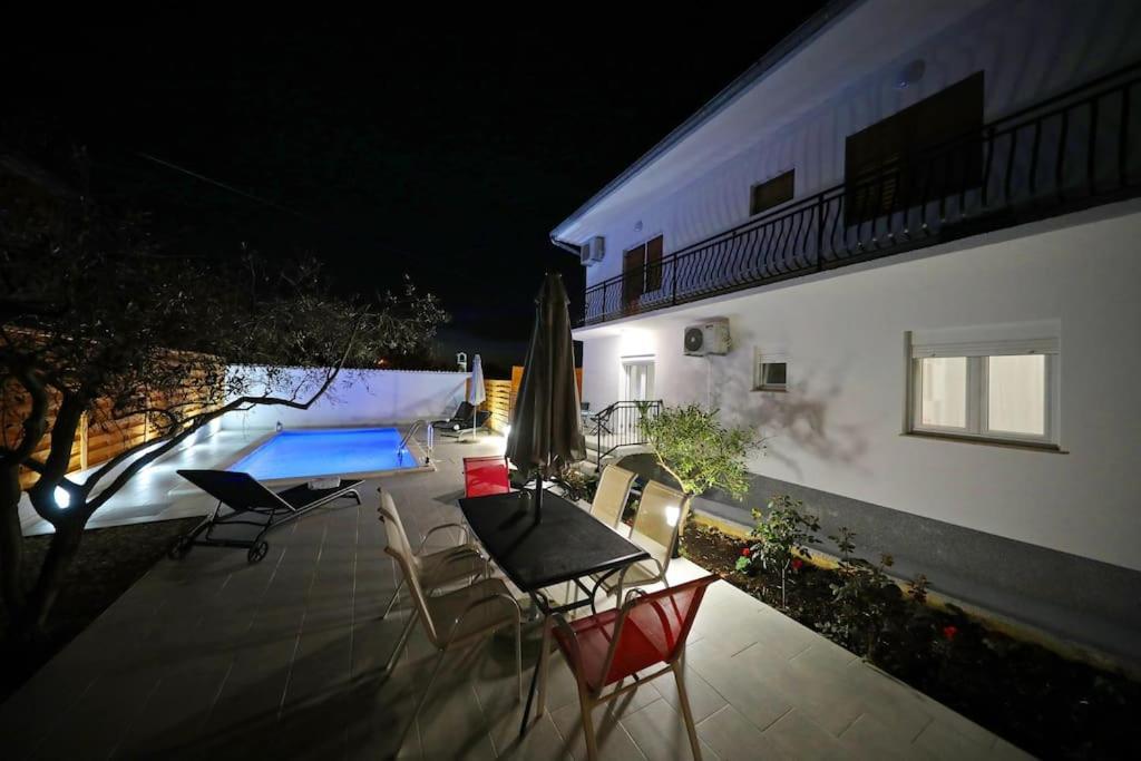 Luxury Apartment Petra With Private Pool Zadar Ngoại thất bức ảnh